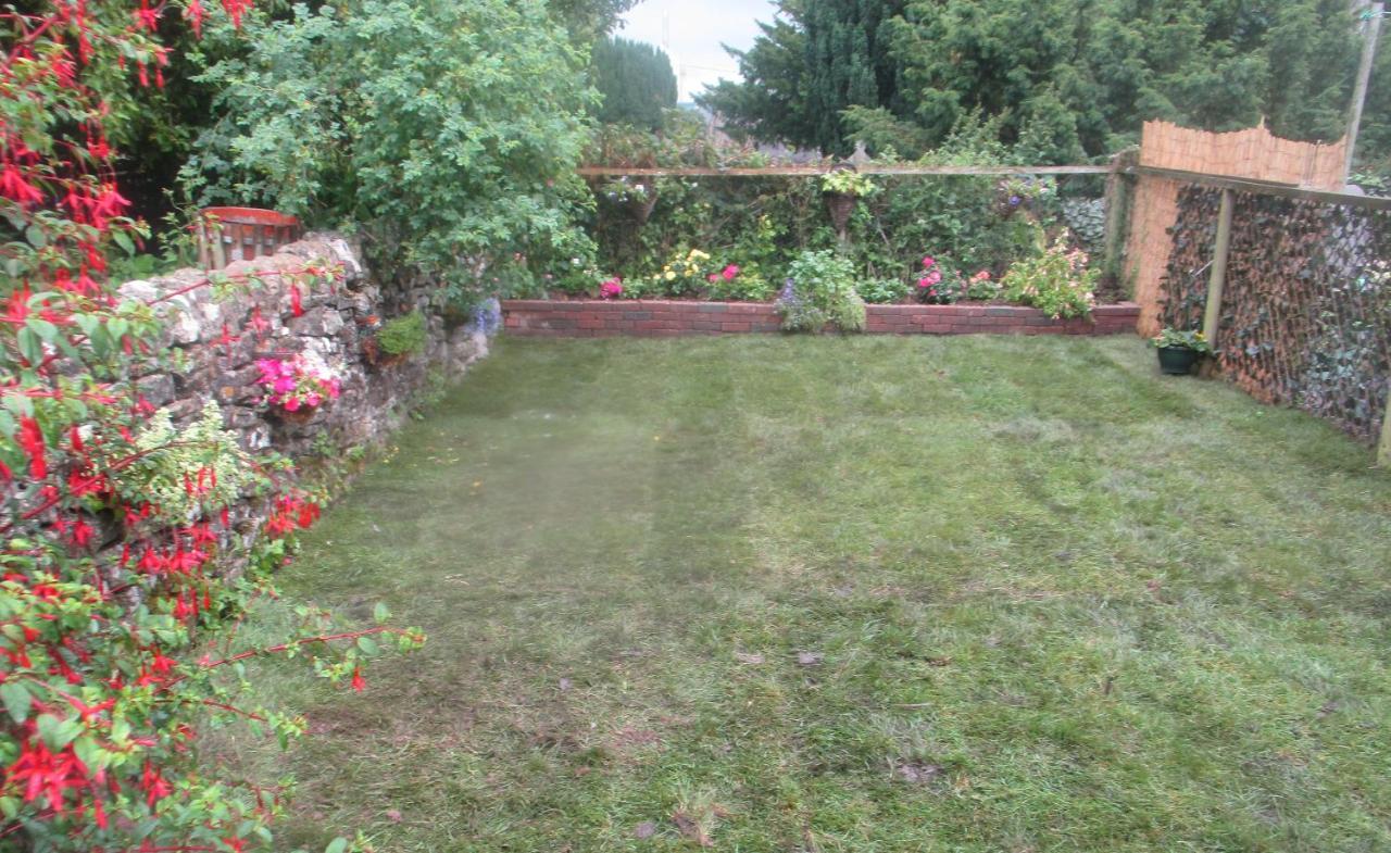 Snowdrop Cottage Nr Alton Towers & Peak District, Sleeps 4+2 Cauldon Exterior photo